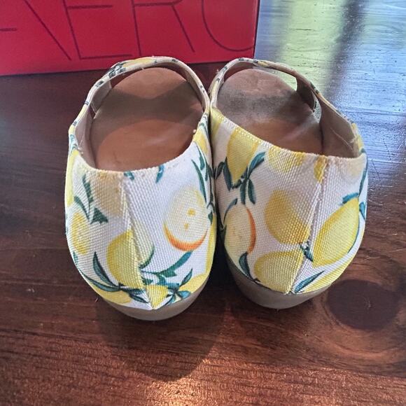 Aerosoles Women's Silver Platter Flat Lemon's Memory Foam Padded Womens Size 9.5 - Picture 6 of 11